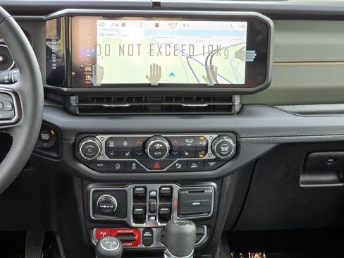 New 2026 Jeep Gladiator Mojave image 27