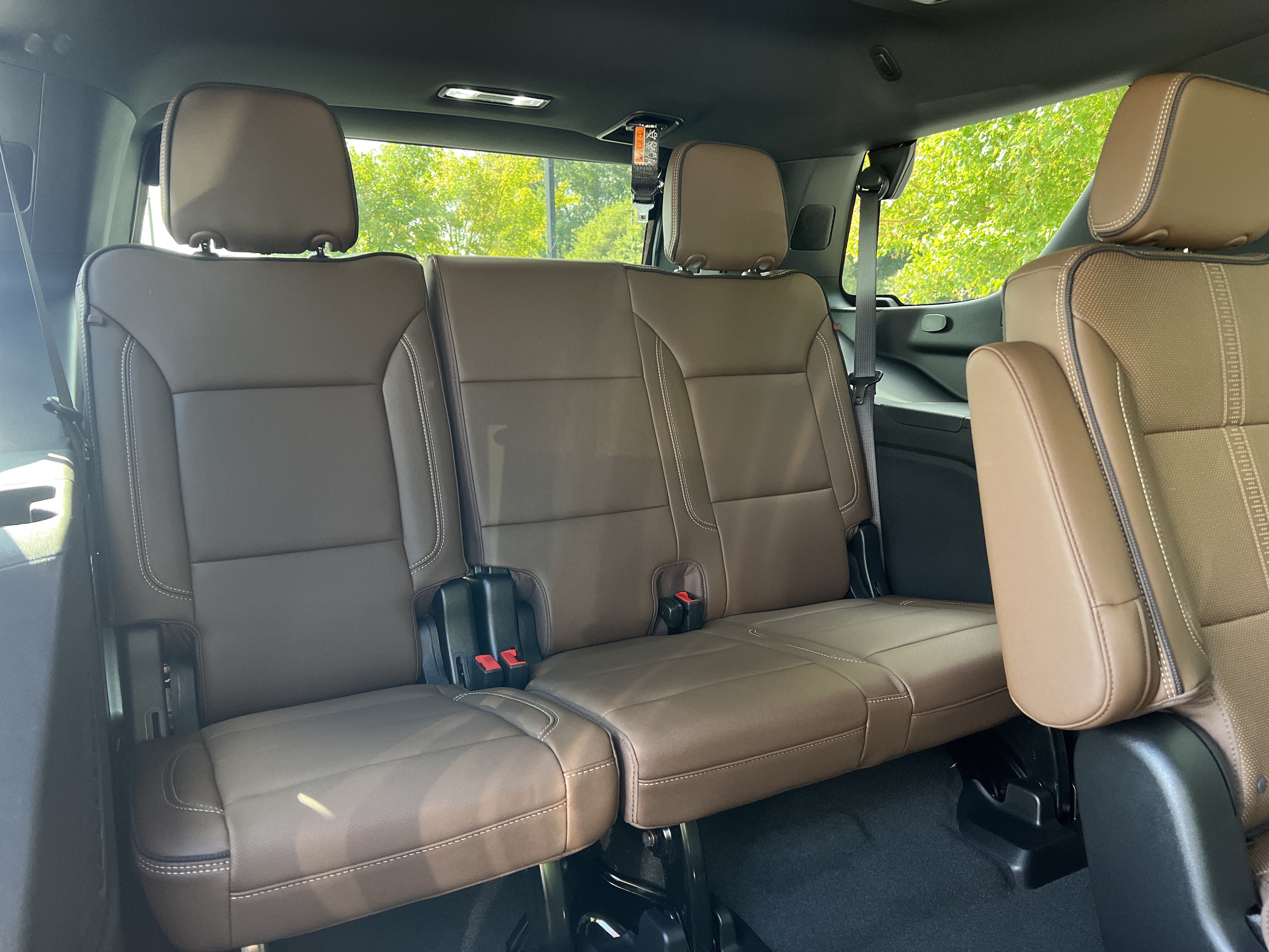 New 2026 Chevrolet Tahoe High Country w/ Sun And Tow Package AWD/4WD image 37
