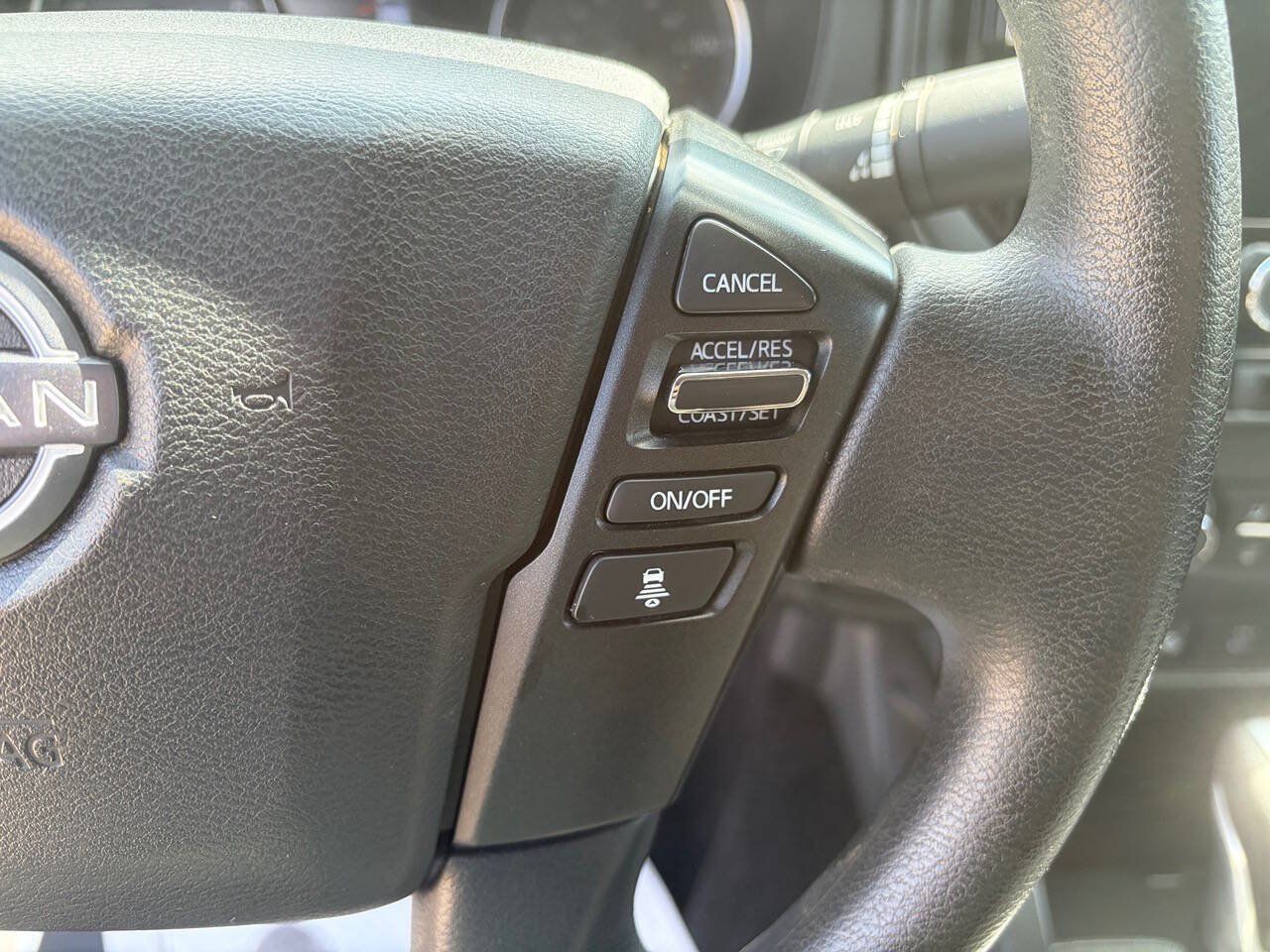 Used 2025 Nissan Frontier S w/ S Utility Package RWD image 15
