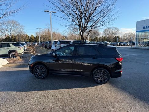 Used 2023 Chevrolet Equinox RS w/ RS Leather Package image 8