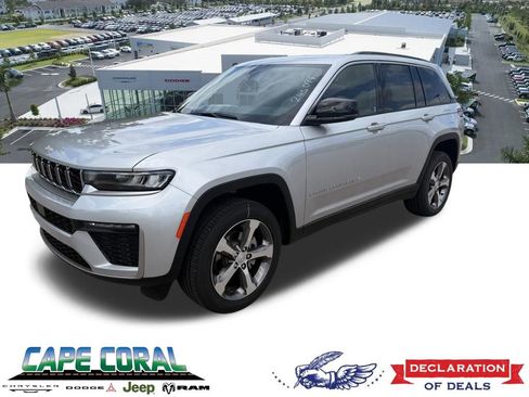 New 2026 Jeep Grand Cherokee Limited RWD image 1