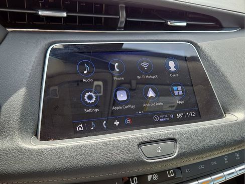 Used 2023 Cadillac XT4 Premium Luxury AWD/4WD image 27