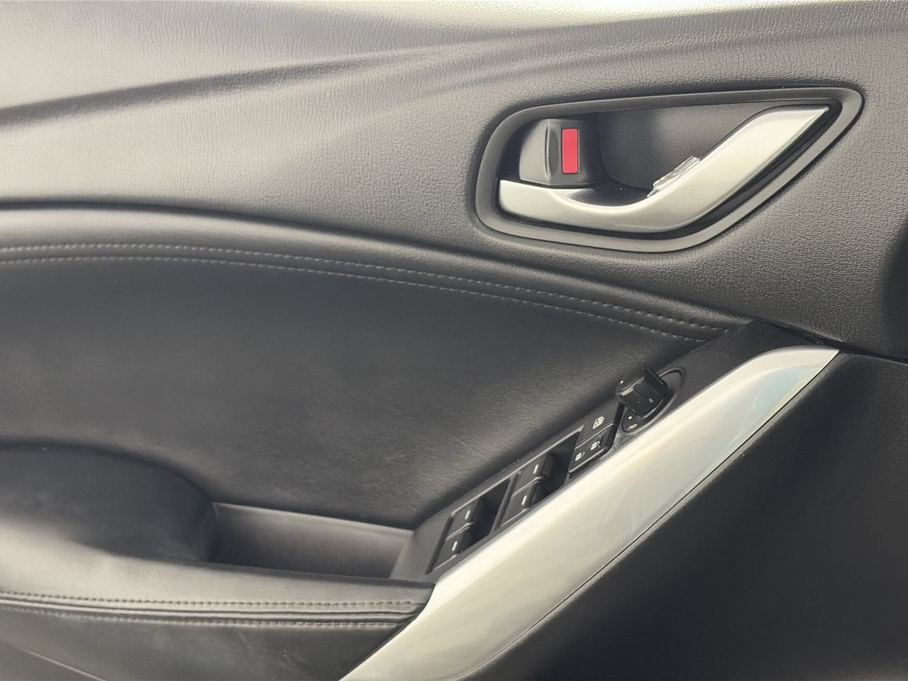 Used 2015 MAZDA MAZDA6 Touring FWD image 19
