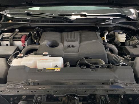 Used 2023 Toyota Tundra SR5 AWD/4WD image 26