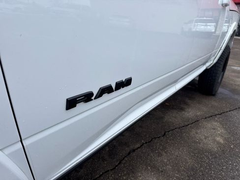 Used 2019 RAM 3500 Laramie image 12