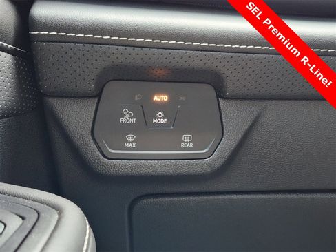Used 2025 Volkswagen Atlas SEL Premium R-Line image 23