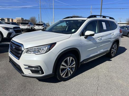 Used 2019 Subaru Ascent Limited w/ Popular Package #3 image 3