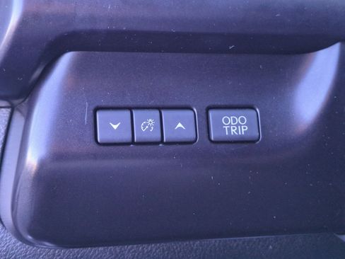 Used 2024 Lexus UX 250h FWD image 24