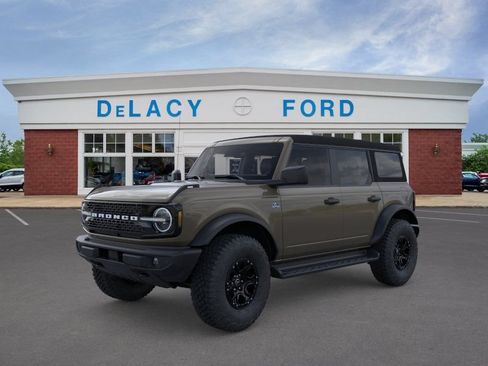 New 2026 Ford Bronco Outer Banks w/ Sasquatch Package AWD/4WD image 1