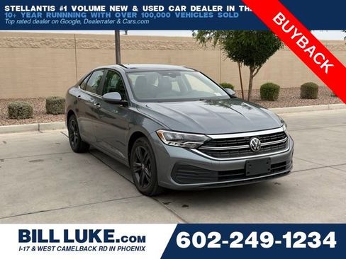 Used 2023 Volkswagen Jetta SE w/ Panoramic Sunroof Package image 1