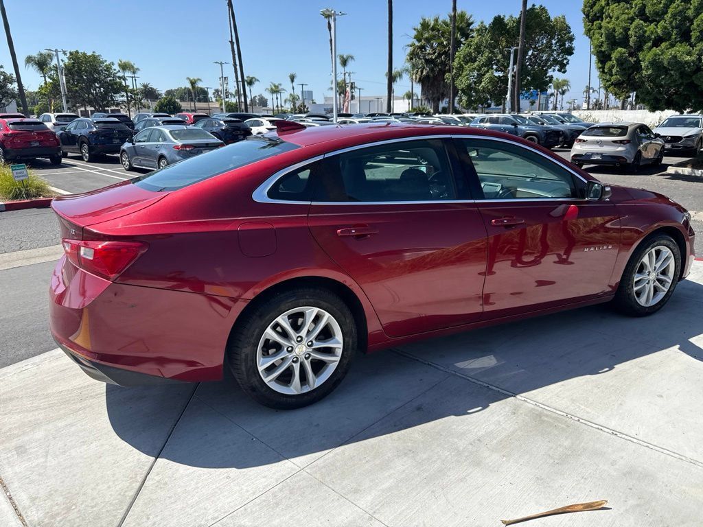 Used 2018 Chevrolet Malibu LT FWD image 20
