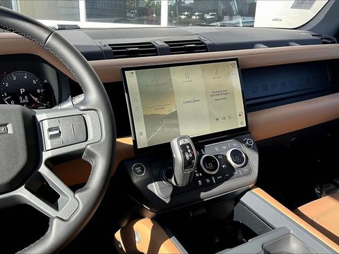 New 2026 Land Rover Defender 130 S AWD/4WD image 7