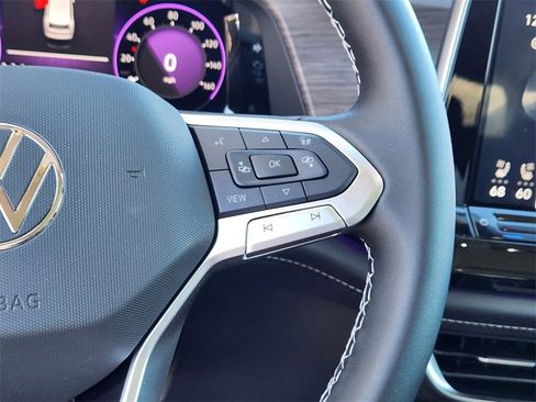 New 2025 Volkswagen Atlas SEL image 10