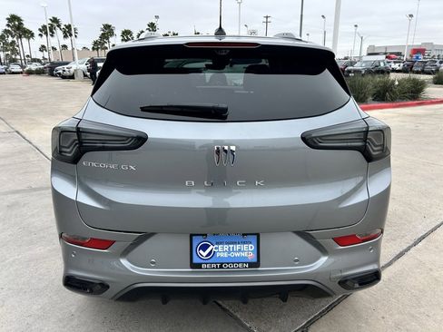 Used 2025 Buick Encore GX Avenir w/ Avenir Technology Package image 6