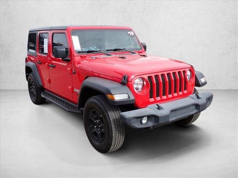 Used 2019 Jeep Wrangler Unlimited Sport image 6