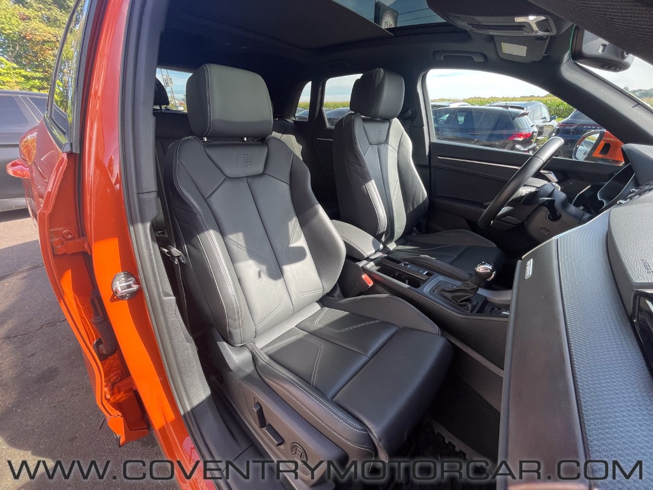 Used 2024 Audi Q3 2.0T Premium Plus w/ Premium Plus Package AWD/4WD image 34