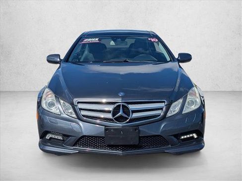 Used 2010 Mercedes-Benz E 550 Coupe image 2