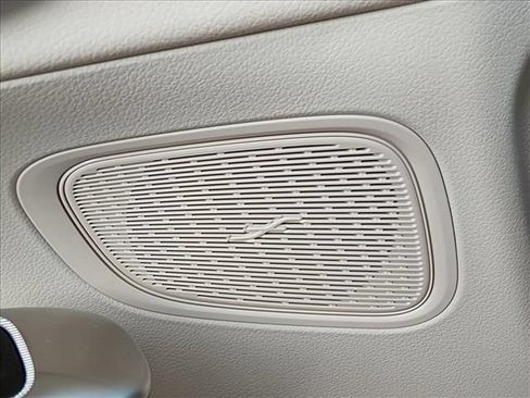 Used 2024 Mercedes-Benz GLC 300 4MATIC image 20