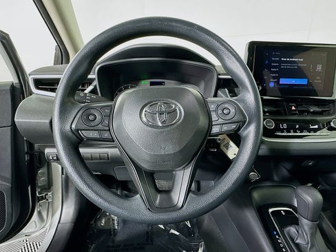 Used 2025 Toyota Corolla LE FWD image 14