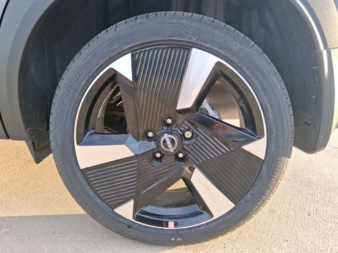 New 2026 Nissan Kicks SR image 27