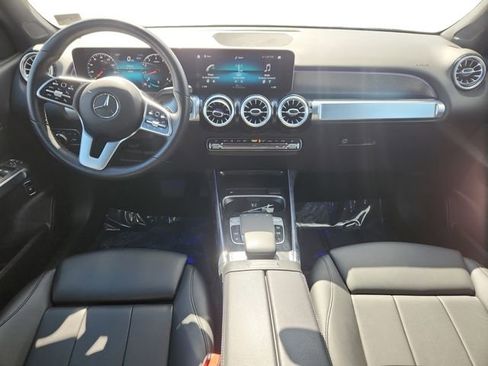 Used 2020 Mercedes-Benz GLB 250 4MATIC image 12