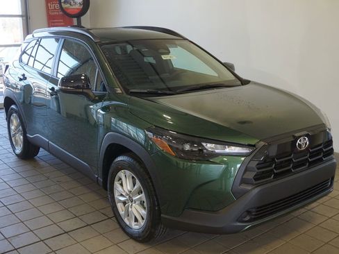 New 2026 Toyota Corolla Cross LE image 2