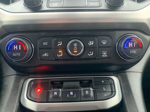 Used 2023 GMC Acadia SLE w/ Driver Convenience Package image 28