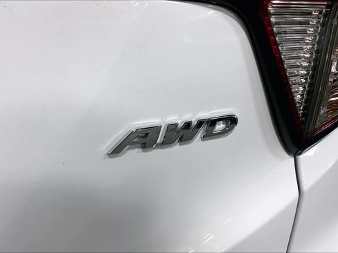 Used 2022 Honda HR-V EX image 10