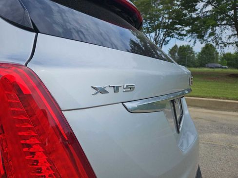 Used 2019 Cadillac XT5 Luxury AWD/4WD image 22