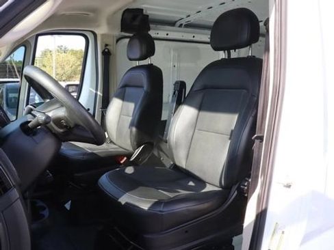 Used 2022 RAM ProMaster 2500 w/ Interior LED Lighting Group FWD image 10
