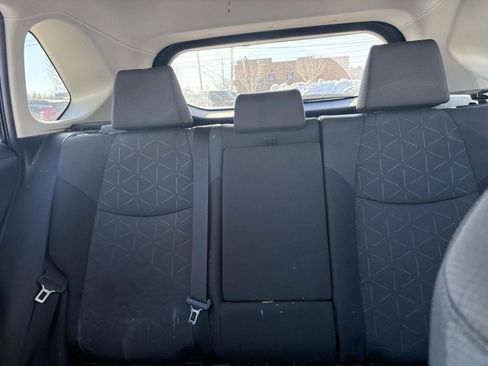 Used 2019 Toyota RAV4 XLE w/ Convenience Package image 21