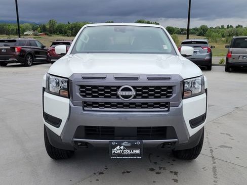 Used 2025 Nissan Frontier SV AWD/4WD image 8