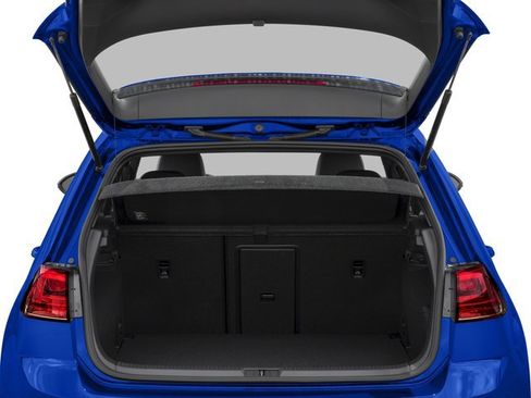 Used 2016 Volkswagen Golf R 4-Door image 12