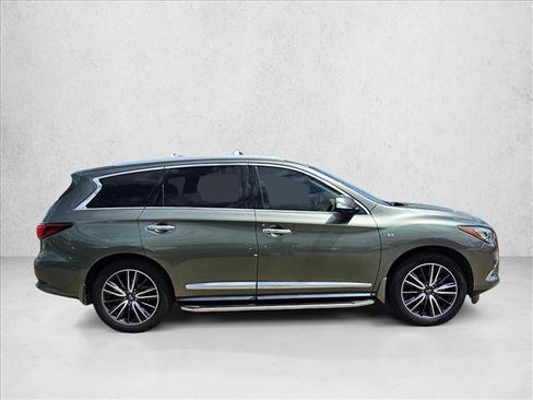 Used 2017 INFINITI QX60 FWD w/ Deluxe Technology Package image 4