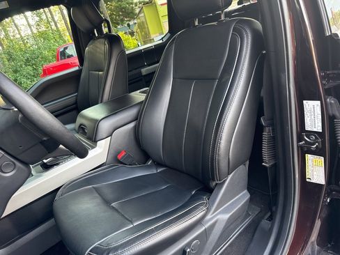 Used 2018 Ford F150 Lariat w/ Equipment Group 502A Luxury image 5