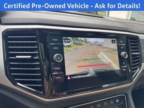 Certified 2023 Volkswagen Atlas Cross Sport SEL Premium R-Line AWD/4WD image 15