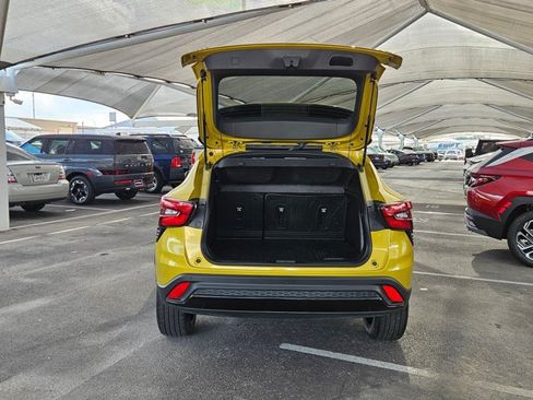 Used 2024 Chevrolet Trax RS w/ Driver Confidence Package FWD image 6