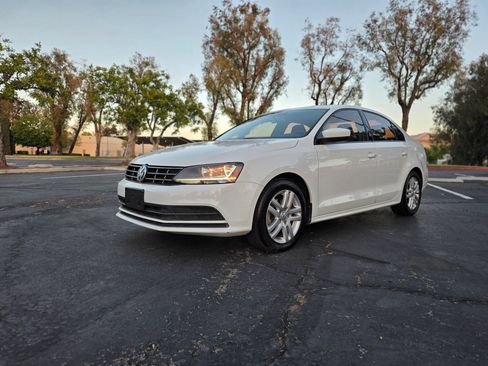 Used 2018 Volkswagen Jetta S FWD image 8