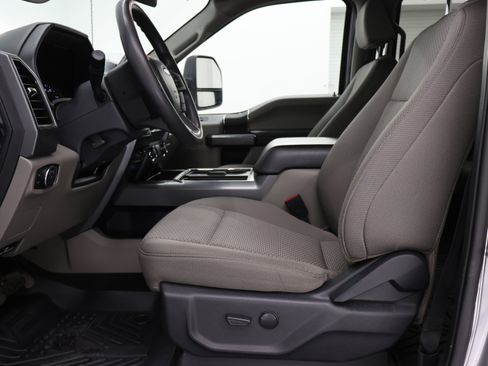 Used 2022 Ford F350 XLT w/ XLT Value Package image 8