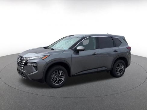 Used 2026 Nissan Rogue SV AWD/4WD image 7