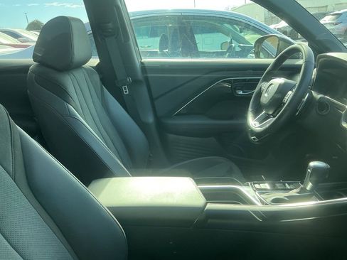 Used 2025 Acura ADX A-Spec image 7