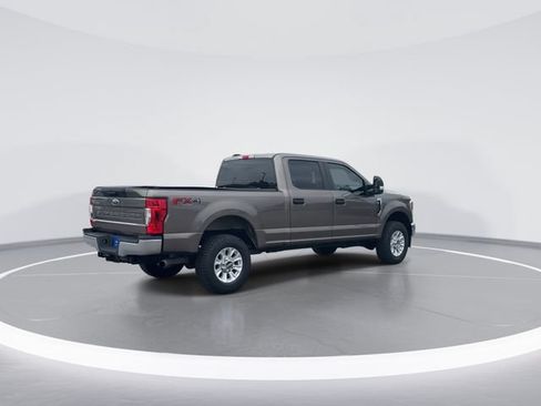 Certified 2022 Ford F250 XL w/ STX Appearance Package AWD/4WD image 7