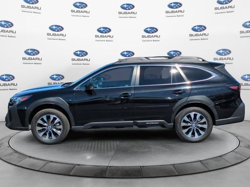 Used 2024 Subaru Outback Limited AWD/4WD image 3