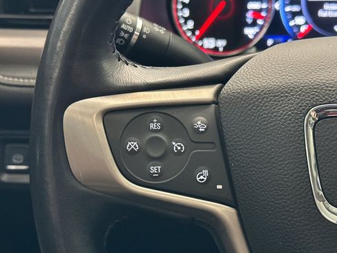 Used 2022 GMC Acadia Denali w/ Black Diamond Edition AWD/4WD image 30
