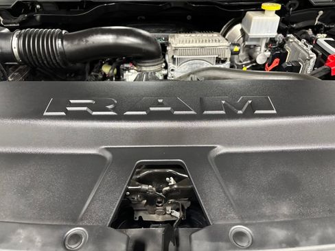 Used 2022 RAM 1500 Laramie AWD/4WD image 67