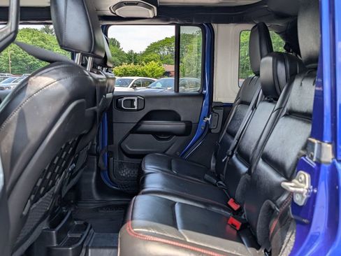 Used 2019 Jeep Wrangler Unlimited Rubicon AWD/4WD image 13