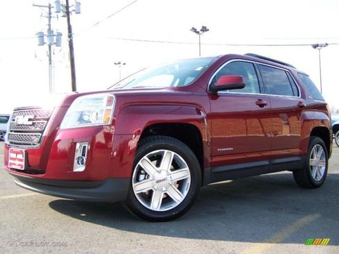 Used 2010 GMC Terrain SLE image 1