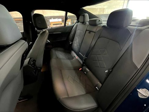 Used 2025 BMW i5 xDrive40 w/ Executive Package image 29