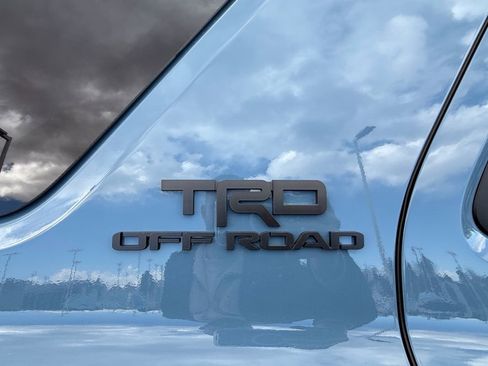 Used 2026 Toyota 4Runner TRD Off-Road Premium image 11