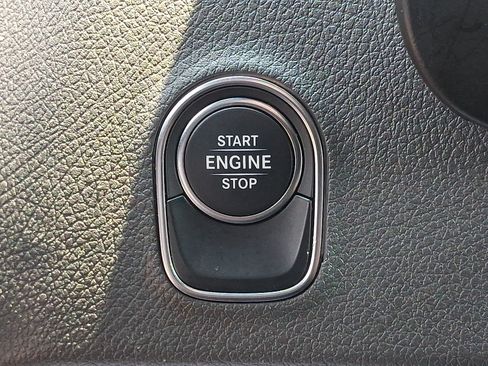 Used 2022 Mercedes-Benz Sprinter 2500 image 23
